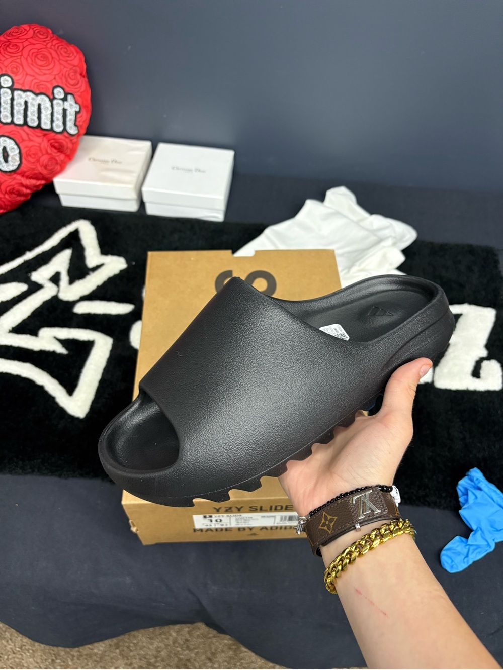Adidas Yeezy slides onyx colorway